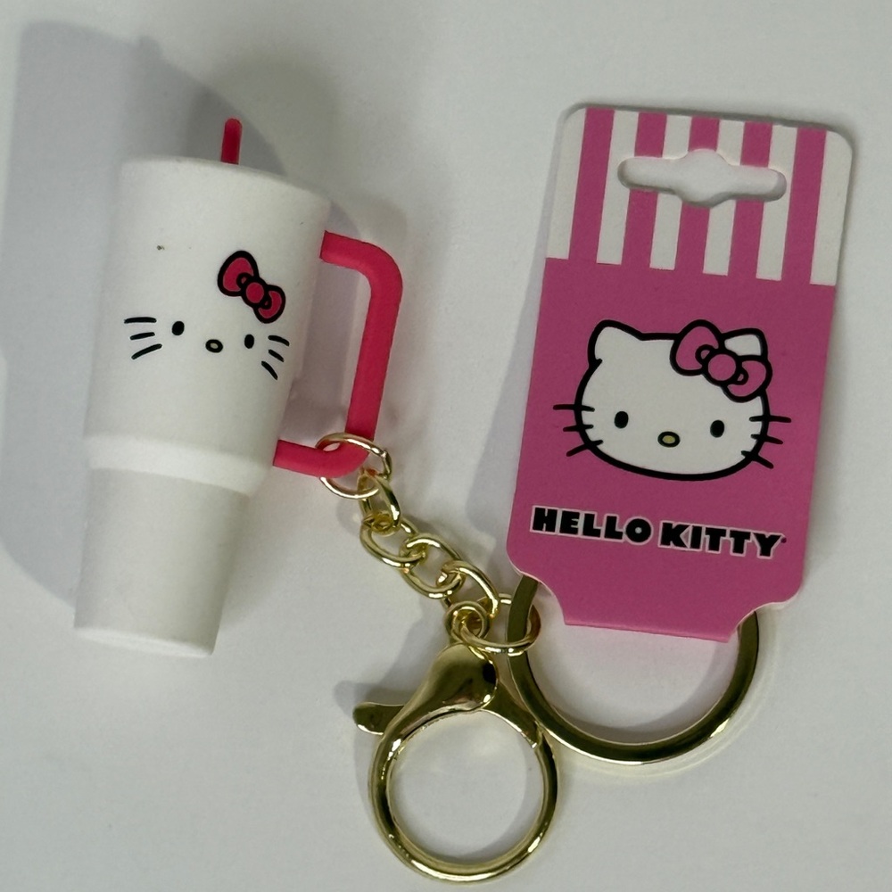 Hello Kitty Mixed Bundle (Keychains, Badge Clip, … - image 3